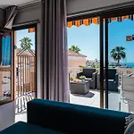 Passione Beautiful With Sea View Apartmán *